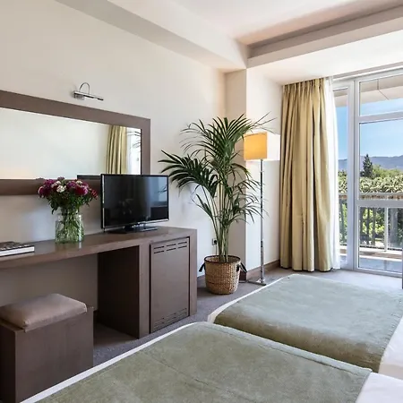 Amalia Hotel 4*